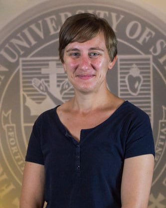 Plaus Dr. Valerie Plaus
